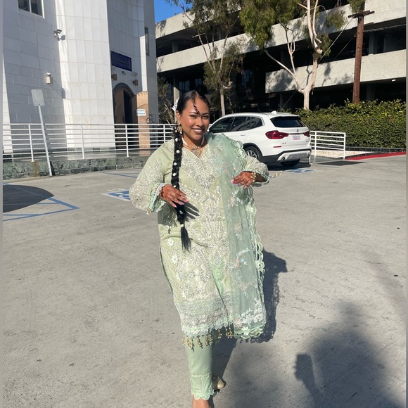 Sage green Pakistani outfit - Picture 12 of 12
